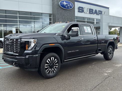 Used 2026 GMC Sierra 2500 Denali Ultimate w/ Max Trailering Package AWD/4WD image 3
