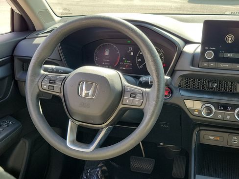 Used 2024 Honda CR-V EX image 18