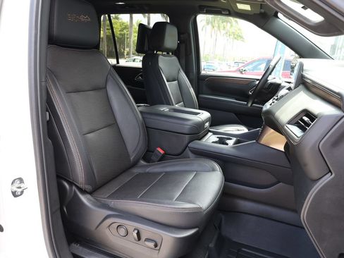 Used 2024 Chevrolet Tahoe High Country RWD image 25
