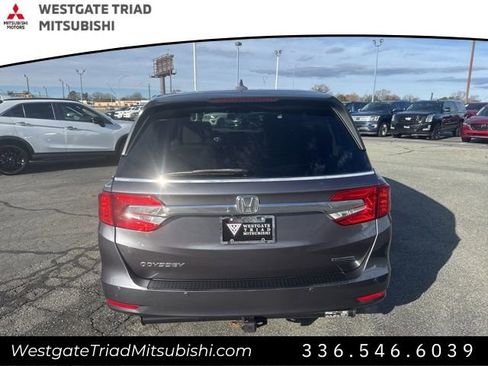 Used 2018 Honda Odyssey Touring image 11