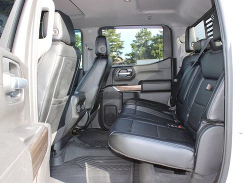 Used 2021 Chevrolet Silverado 1500 LT Trail Boss w/ Convenience Package II AWD/4WD image 12