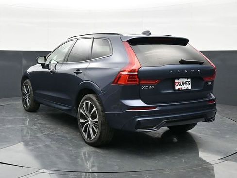 Used 2025 Volvo XC60 B5 Plus AWD/4WD image 8