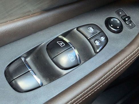 Used 2017 Nissan Murano SL FWD image 24