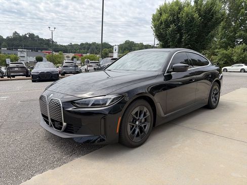 Used 2026 BMW i4 xDrive40i w/ Premium Package AWD/4WD image 4