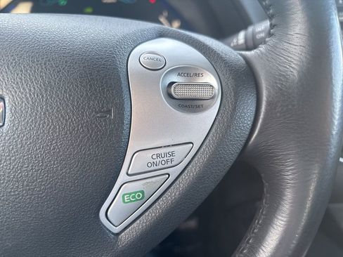 Used 2015 Nissan Leaf S w/ Charge Package image 20