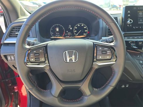 Used 2025 Honda Odyssey Sport-L image 34