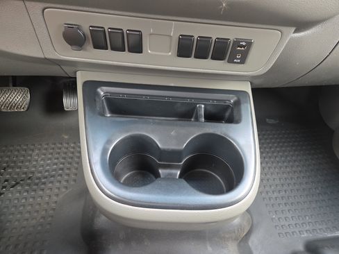 Used 2020 Nissan NV 1500 S image 22