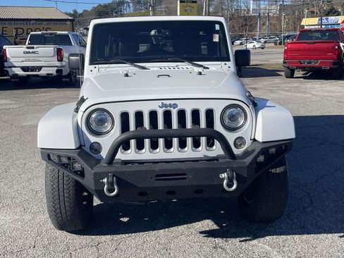 Used 2017 Jeep Wrangler Unlimited Sahara w/ Dual Top Group image 10