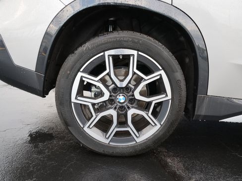 New 2025 BMW X1 xDrive28i w/ Technology Package image 12