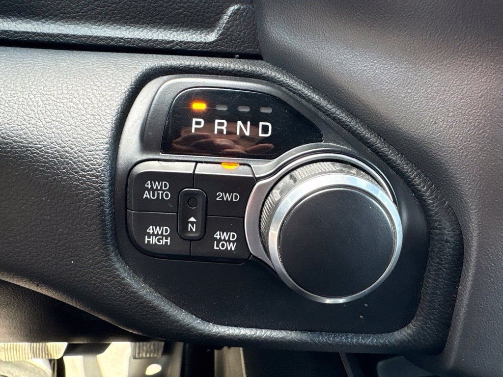 Used 2019 RAM 1500 Big Horn AWD/4WD image 32