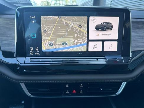 New 2025 Volkswagen Atlas SEL image 30