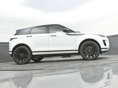 New 2026 Land Rover Range Rover Evoque S AWD/4WD image 32