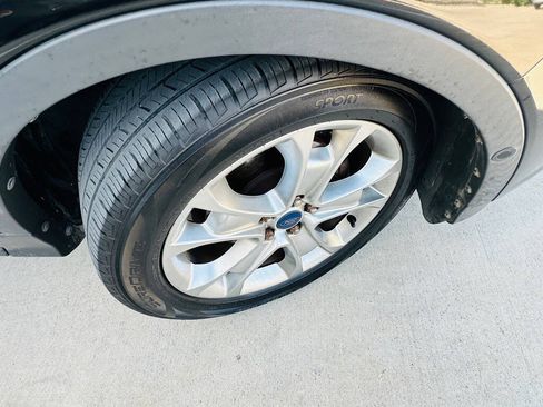 Used 2014 Ford Escape Titanium w/ Equipment Group 401A FWD image 33