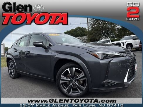 Used 2025 Lexus UX 300h AWD image 1
