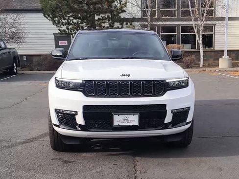 New 2025 Jeep Grand Cherokee L Summit w/ Obsidian Package image 4