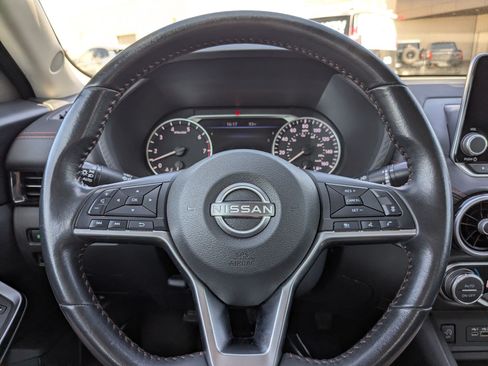 Used 2024 Nissan Sentra SR FWD image 18