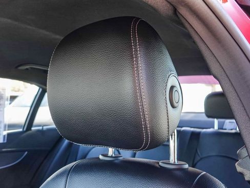 Used 2017 Mercedes-Benz C 300 4MATIC Sedan image 24