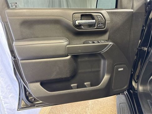 Certified 2022 GMC Sierra 1500 AT4 w/ AT4 Premium Package image 21