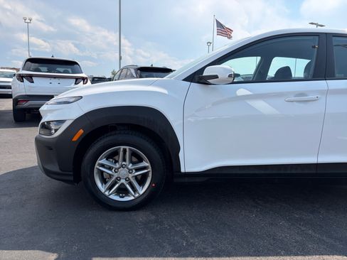 Used 2023 Hyundai Kona SE FWD image 10