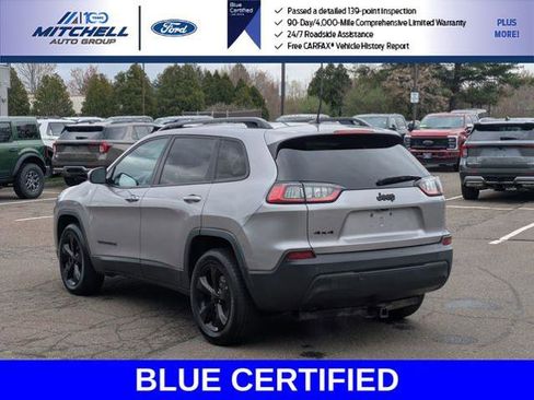 Used 2019 Jeep Cherokee Latitude Plus AWD/4WD image 5