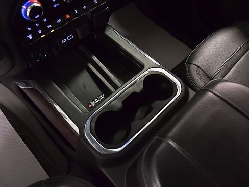 Used 2023 GMC Sierra 2500 Denali image 27