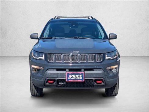 Used 2018 Jeep Compass Trailhawk w/ Navigation Group AWD/4WD image 2