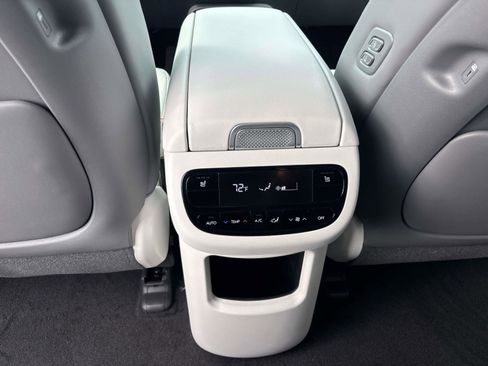 New 2026 Hyundai Ioniq 9 SEL AWD/4WD image 7