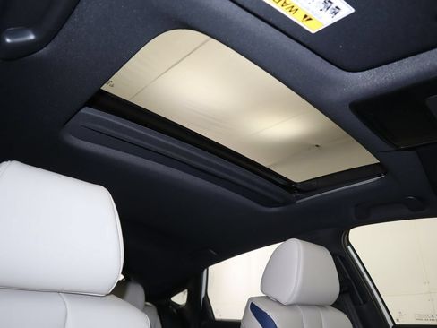Used 2026 Acura Integra A-Spec FWD image 19