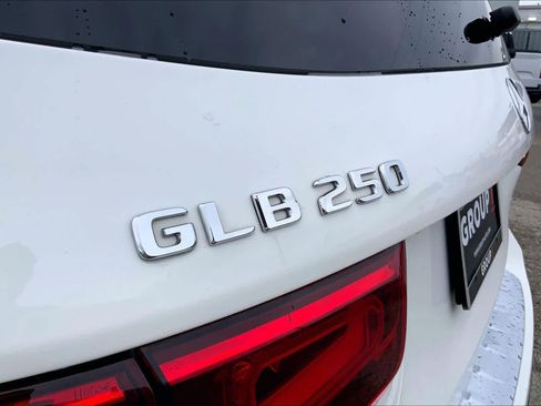 Used 2022 Mercedes-Benz GLB 250 image 29