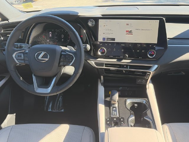 Used 2024 Lexus RX 350 Premium w/ Cold Area Package AWD/4WD image 14