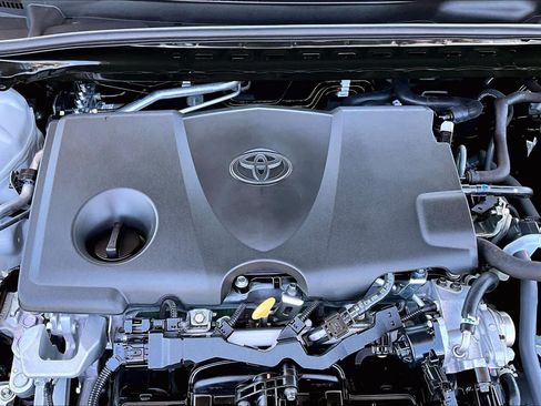 Used 2024 Toyota Camry SE FWD image 32