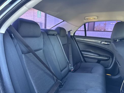 Used 2021 Chrysler 300 Touring w/ Sport Appearance Package image 41