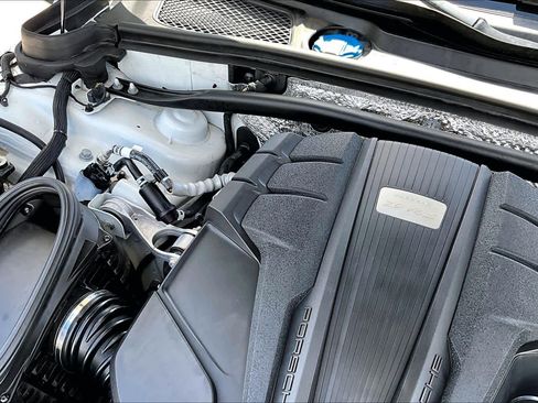 Used 2022 Porsche Macan S AWD/4WD image 33