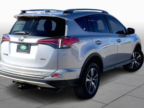 Used 2018 Toyota RAV4 XLE image 12