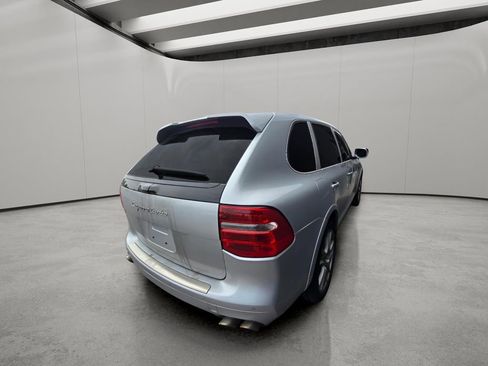Used 2008 Porsche Cayenne Turbo AWD/4WD image 10
