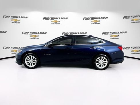 Used 2018 Chevrolet Malibu LT image 4
