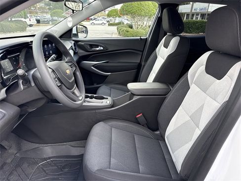 New 2026 Chevrolet Trax LS w/ LS Convenience Package image 10