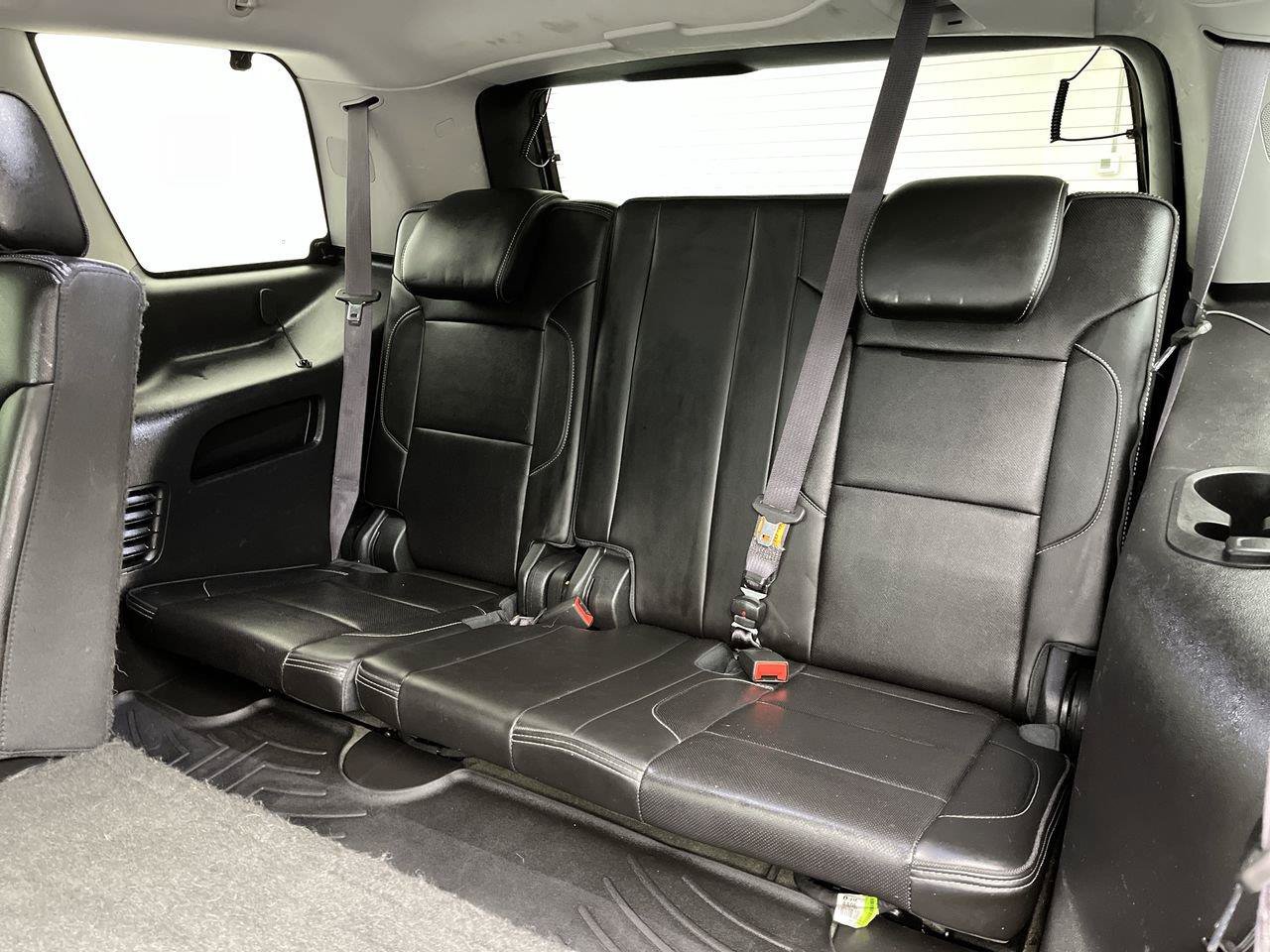 Used 2015 GMC Yukon Denali w/ Touring Package AWD/4WD image 15