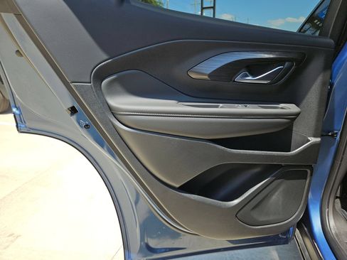 Certified 2024 GMC Terrain SLE w/ Driver Convenience Package FWD image 15