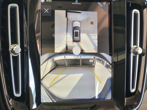 New 2026 Volvo XC40 B5 Plus w/ Protection Package Premier image 15