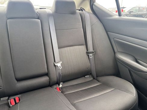 Used 2025 Nissan Altima 2.5 SV image 37