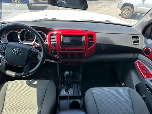 Used 2015 Toyota Tacoma 4x4 Double Cab w/ SR Package image 16