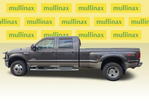 Used 2006 Ford F350 Lariat AWD/4WD image 11