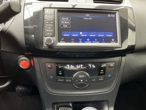 Used 2019 Nissan Sentra SV image 14