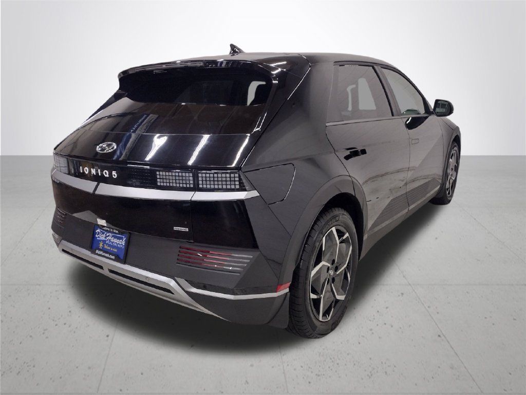Certified 2024 Hyundai Ioniq 5 SEL AWD/4WD image 15