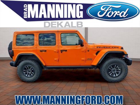 Used 2025 Jeep Wrangler Unlimited Rubicon AWD/4WD image 1
