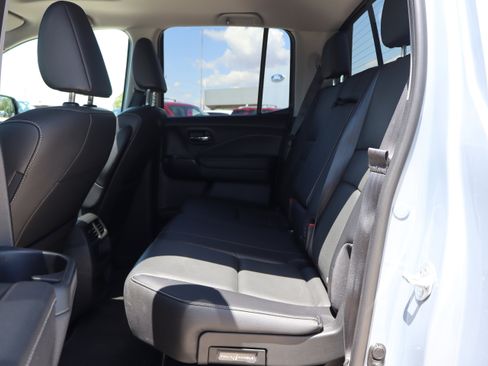 Used 2023 Honda Ridgeline RTL-E image 10