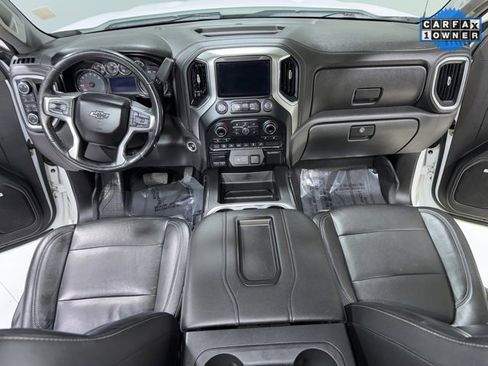 Used 2019 Chevrolet Silverado 1500 RST image 16