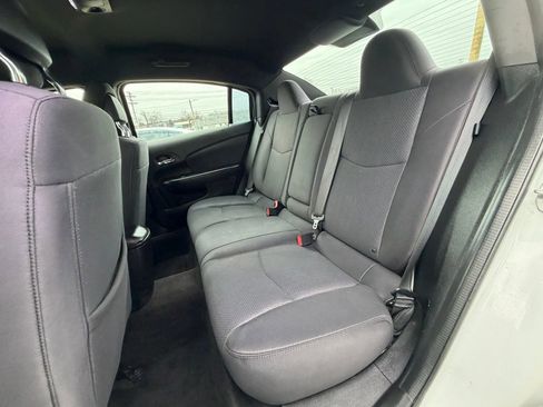 Used 2014 Chrysler 200 Touring image 10