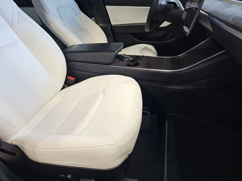 Used 2020 Tesla Model 3 Standard Range Plus RWD image 7